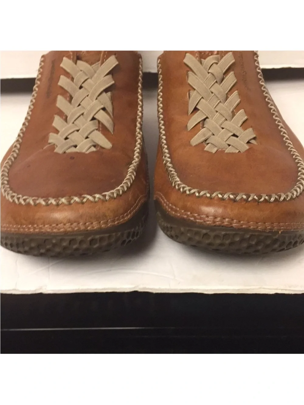 Patagonia Rimu Skywalk Leather Wide Lace Slip-On Loafers